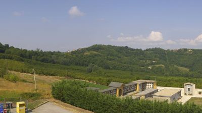 immagine della webcam nei dintorni di Niella Belbo: webcam Cerretto Langhe