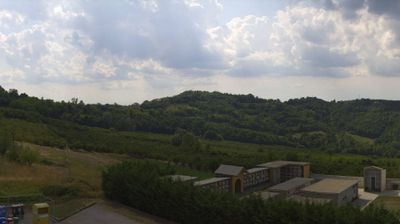 immagine della webcam nei dintorni di Corneliano d'Alba: webcam Cerretto Langhe
