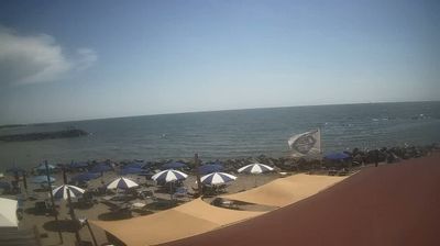 immagine della webcam nei dintorni di Marina di San Nicola: webcam Focene