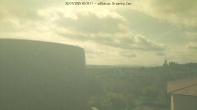 immagine della webcam nei dintorni di Castiglione del Lago: webcam Montepulciano Stazione