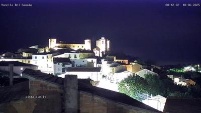 immagine della webcam nei dintorni di Santa Maria del Molise: webcam Torella del Sannio