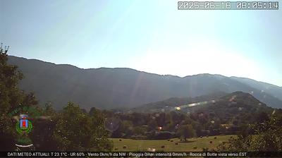 immagine della webcam nei dintorni di Sante Marie: webcam Rocca di Botte
