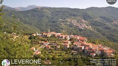 immagine della webcam nei dintorni di Colle San Bernardo: webcam Borghetto d'Arroscia