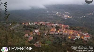 immagine della webcam nei dintorni di Dolcedo: webcam Borghetto d'Arroscia