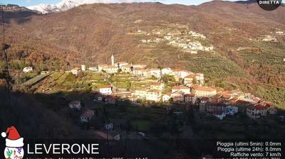 immagine della webcam nei dintorni di Diano Marina: webcam Borghetto d'Arroscia