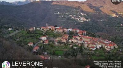 immagine della webcam nei dintorni di Imperia: webcam Borghetto d'Arroscia