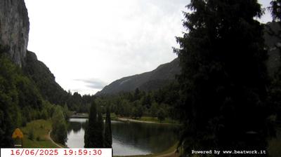 immagine della webcam nei dintorni di Sopramonte: webcam San Lorenzo in Banale