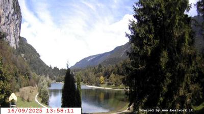 immagine della webcam nei dintorni di Rifugio Viviani: webcam San Lorenzo in Banale