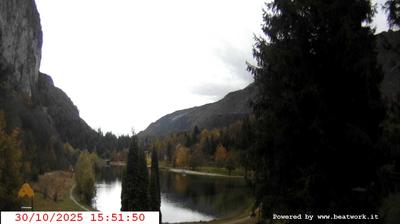 immagine della webcam nei dintorni di Carisolo: webcam San Lorenzo in Banale