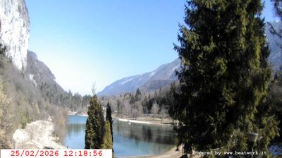 immagine della webcam nei dintorni di Caderzone Terme: webcam San Lorenzo in Banale