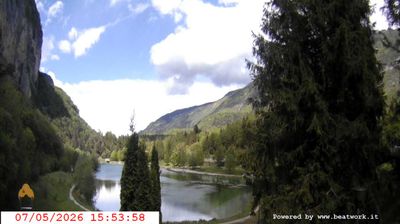immagine della webcam nei dintorni di Rifugio Viviani: webcam San Lorenzo in Banale