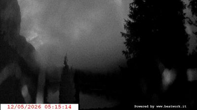 immagine della webcam nei dintorni di Campo Carlo Magno: webcam San Lorenzo in Banale