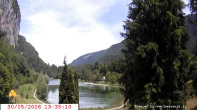 immagine della webcam nei dintorni di Marilleva: webcam San Lorenzo in Banale