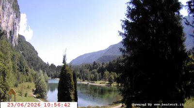 immagine della webcam nei dintorni di Zuclo: webcam San Lorenzo in Banale