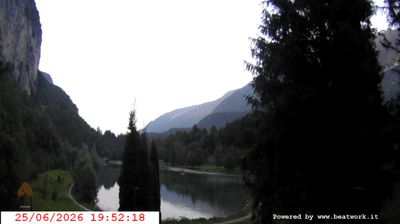 immagine della webcam nei dintorni di Pinzolo: webcam San Lorenzo in Banale