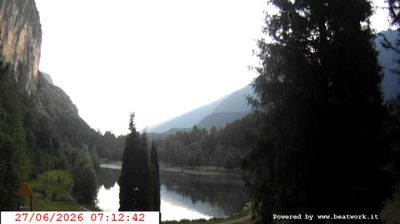 immagine della webcam nei dintorni di Campo Carlo Magno: webcam San Lorenzo in Banale