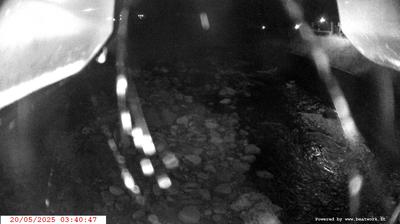 immagine della webcam nei dintorni di Passo Tonale: webcam Spiazzo