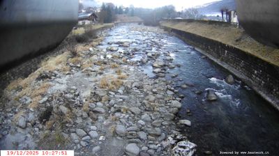 immagine della webcam nei dintorni di Passo Tonale: webcam Spiazzo