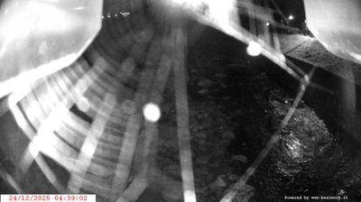 immagine della webcam nei dintorni di Pinzolo: webcam Spiazzo