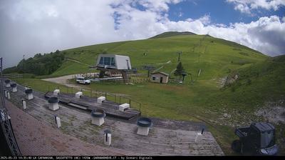 immagine della webcam nei dintorni di Montemonaco: webcam Sassotetto