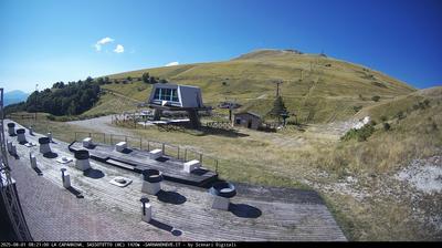 immagine della webcam nei dintorni di Montanello: webcam Sarnano