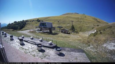 immagine della webcam nei dintorni di Castelluccio Norcia: webcam Sassotetto