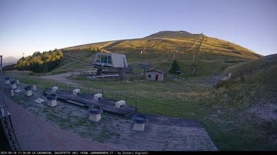 immagine della webcam nei dintorni di San Severino Marche: webcam Sarnano