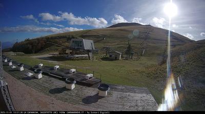 immagine della webcam nei dintorni di Treia: webcam Sarnano