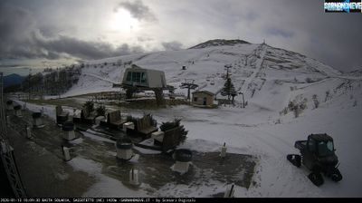 immagine della webcam nei dintorni di Sarnano: webcam Sassotetto