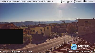 immagine della webcam nei dintorni di Caprese Michelangelo: webcam Mercato