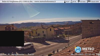 immagine della webcam nei dintorni di San Leo: webcam Mercato