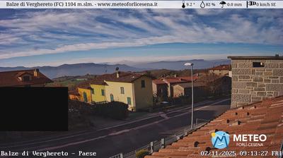immagine della webcam nei dintorni di Novafeltria: webcam Mercato