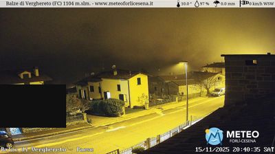 immagine della webcam nei dintorni di Montecopiolo: webcam Mercato
