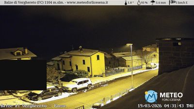 immagine della webcam nei dintorni di Macerata Feltria: webcam Mercato