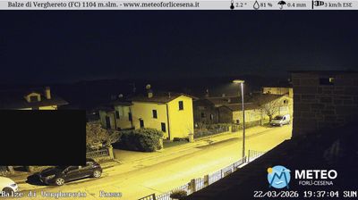 immagine della webcam nei dintorni di Chiusi della Verna: webcam Mercato