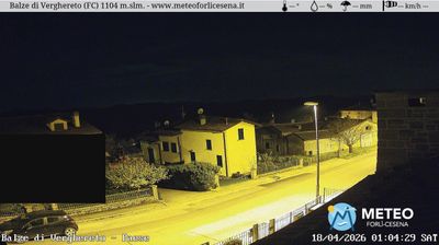 immagine della webcam nei dintorni di Montecopiolo: webcam Mercato