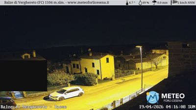 immagine della webcam nei dintorni di Caprese Michelangelo: webcam Mercato