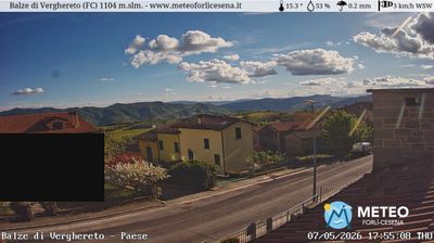 immagine della webcam nei dintorni di Chiusi della Verna: webcam Mercato