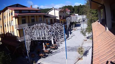 immagine della webcam nei dintorni di Luzzi: webcam Camigliatello Silano