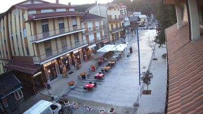 immagine della webcam nei dintorni di Spezzano della Sila: webcam Camigliatello Silano