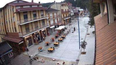 immagine della webcam nei dintorni di San Giovanni in Fiore: webcam Camigliatello Silano