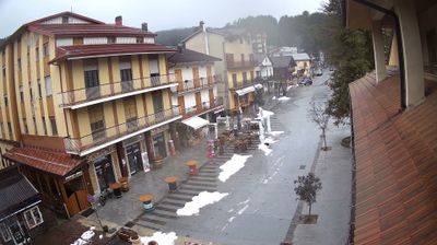 immagine della webcam nei dintorni di Spezzano della Sila: webcam Camigliatello Silano