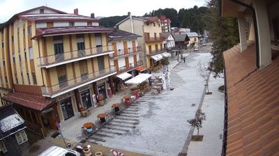 immagine della webcam nei dintorni di Spezzano della Sila: webcam Camigliatello Silano