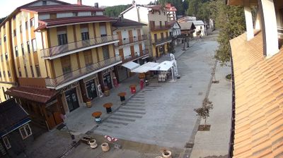 immagine della webcam nei dintorni di Spezzano della Sila: webcam Camigliatello Silano