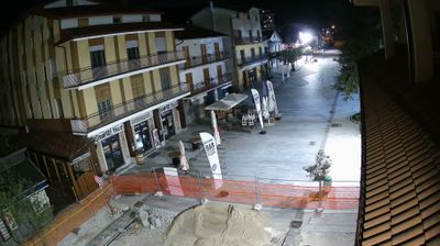 immagine della webcam nei dintorni di Spezzano della Sila: webcam Camigliatello Silano