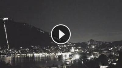 immagine della webcam nei dintorni di Senna Comasco: webcam San Fermo della Battaglia