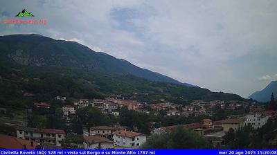 immagine della webcam nei dintorni di Tecchiena: webcam Civitella Roveto