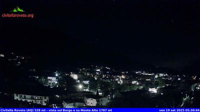 immagine della webcam nei dintorni di Castellafiume: webcam Civitella Roveto