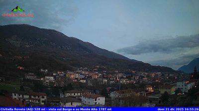 immagine della webcam nei dintorni di Bisegna: webcam Civitella Roveto