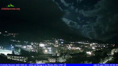 immagine della webcam nei dintorni di Campo Catino: webcam Civitella Roveto